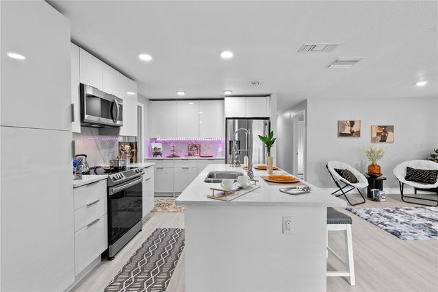 3201 MARTIN STREET, Orlando, FL 32806