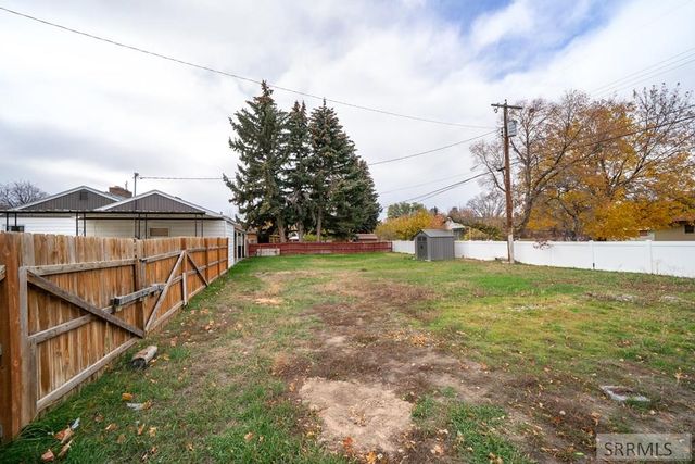 621 S Cleveland Street, Blackfoot, ID 83221