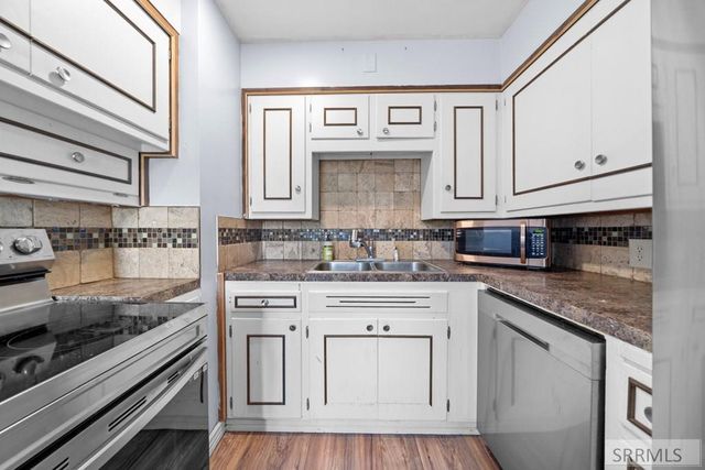 621 S Cleveland Street, Blackfoot, ID 83221