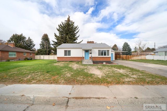 621 S Cleveland Street, Blackfoot, ID 83221