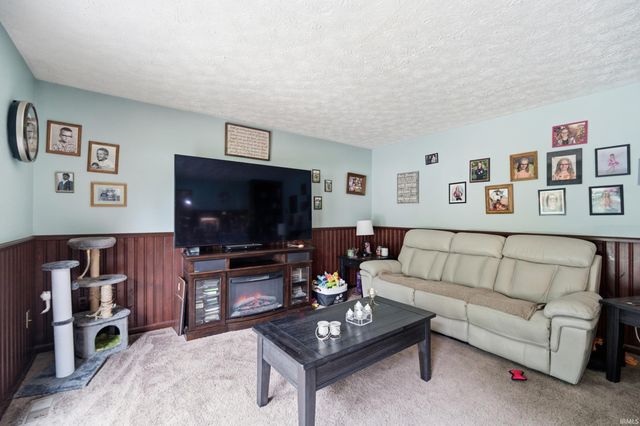 107 Timbercrest Road, West Lafayette, IN 47906