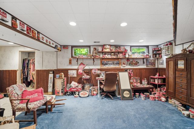 107 Timbercrest Road, West Lafayette, IN 47906