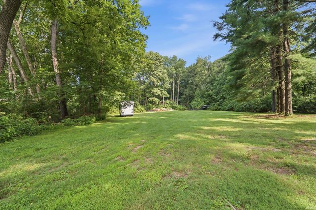 107 Timbercrest Road, West Lafayette, IN 47906