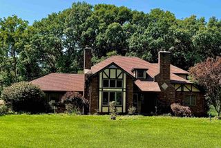 107 Timbercrest Road, West Lafayette, IN 47906