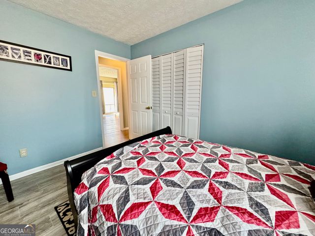 22 Fairview Drive, Jonesboro, GA 30238