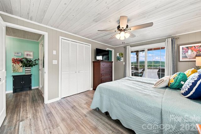 220 Lakeshore Lane, Taylorsville, NC 28681