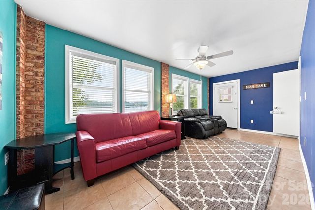 220 Lakeshore Lane, Taylorsville, NC 28681