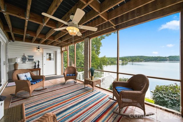 220 Lakeshore Lane, Taylorsville, NC 28681