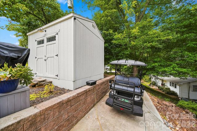 220 Lakeshore Lane, Taylorsville, NC 28681