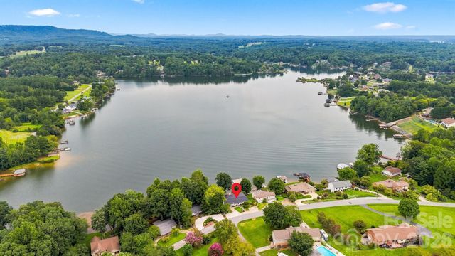 220 Lakeshore Lane, Taylorsville, NC 28681