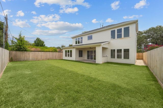 1726 Saxon Drive, Houston, TX 77018