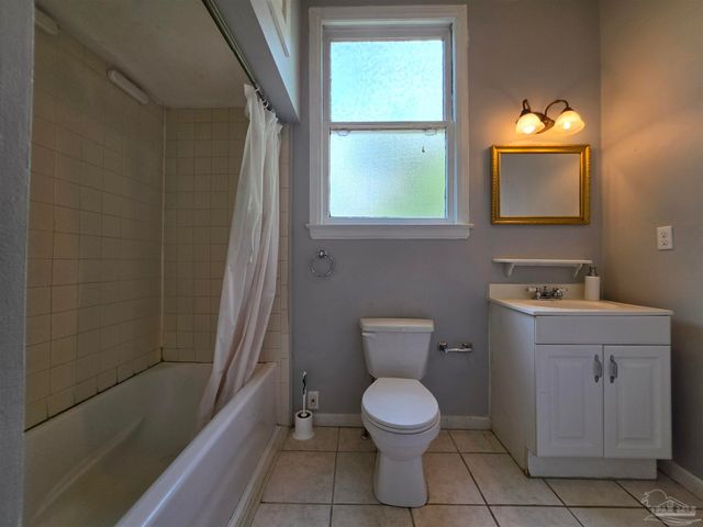 911 N Spring St 2, Pensacola, FL 32501