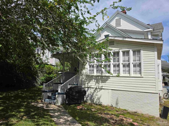 911 N Spring St 2, Pensacola, FL 32501