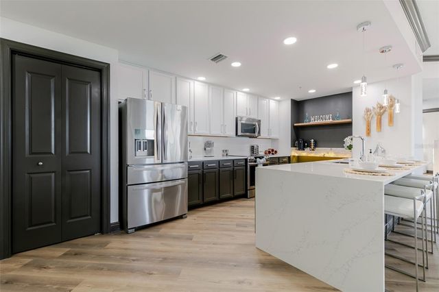 5781 CAPE HARBOUR DRIVE 607, Cape Coral, FL 33914