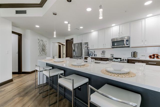 5781 CAPE HARBOUR DRIVE 607, Cape Coral, FL 33914