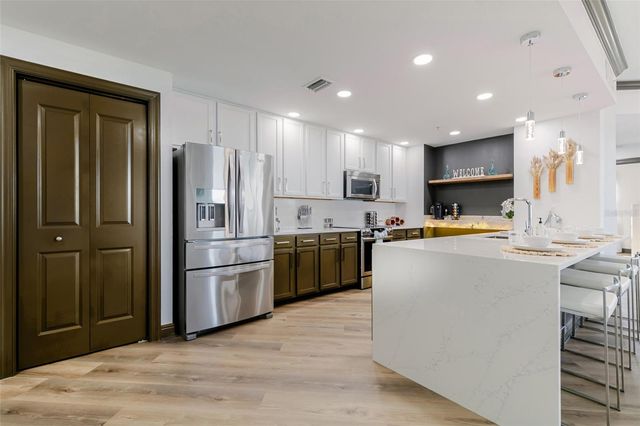 5781 CAPE HARBOUR DRIVE 607, Cape Coral, FL 33914