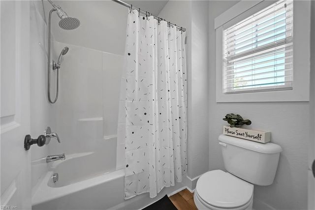 629 Hayes DR, Chesapeake, VA 23320