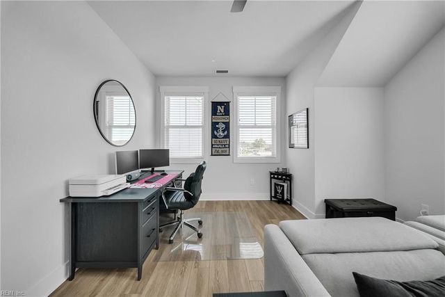 629 Hayes DR, Chesapeake, VA 23320