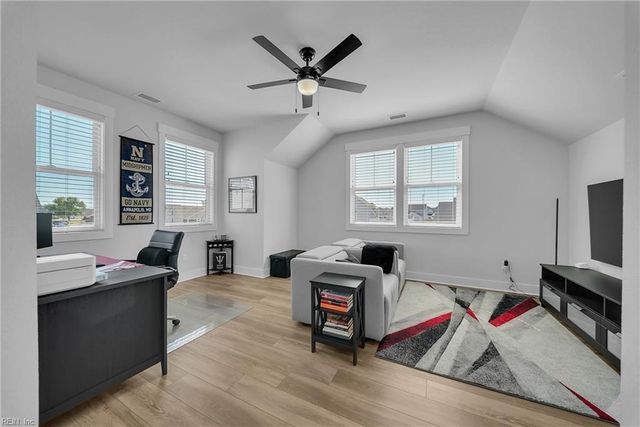 629 Hayes DR, Chesapeake, VA 23320