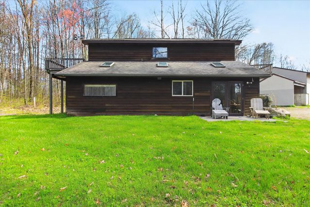 17099 Sierra Drive, Colfax Twp, MI 49307