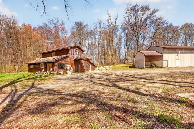 17099 Sierra Drive, Colfax Twp, MI 49307