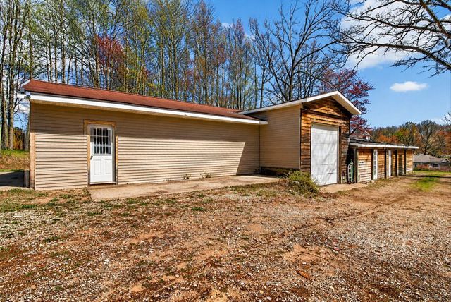 17099 Sierra Drive, Colfax Twp, MI 49307
