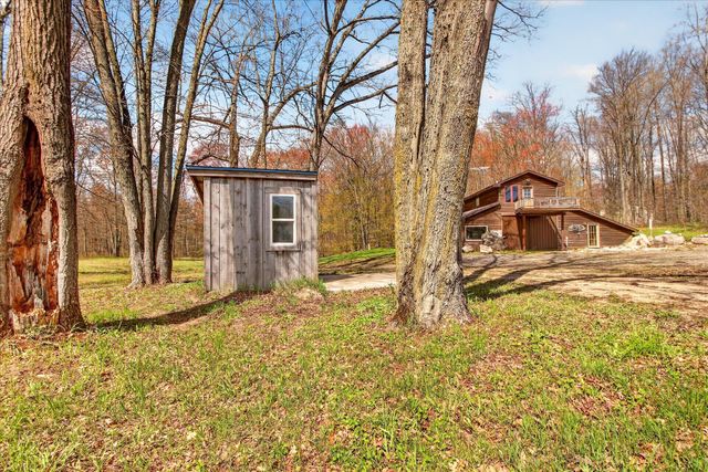 17099 Sierra Drive, Colfax Twp, MI 49307