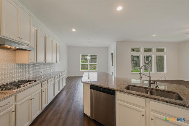 230 Sigel Avenue, New Braunfels, TX 78132