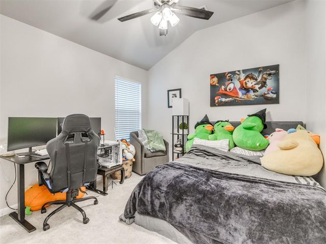 10516 NW 33rd Place, Yukon, OK 73099