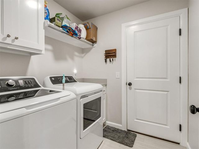 10516 NW 33rd Place, Yukon, OK 73099