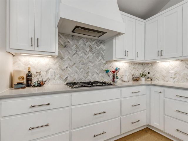 10516 NW 33rd Place, Yukon, OK 73099