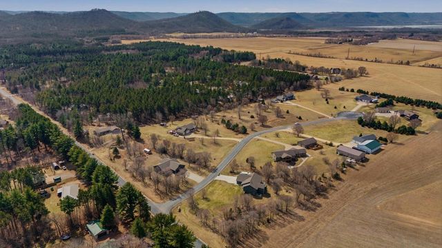 W25573 Timothy LANE, Trempealeau, WI 54661