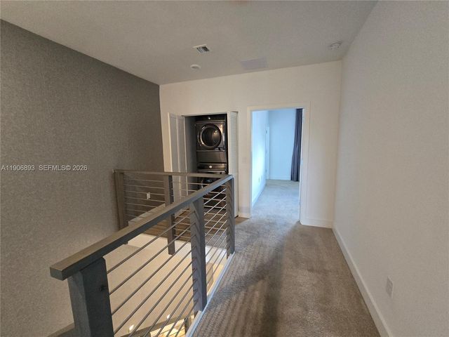 4500 NW 8th Place, Plantation, FL 33317