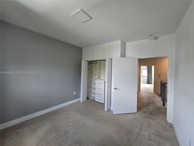 4500 NW 8th Place, Plantation, FL 33317