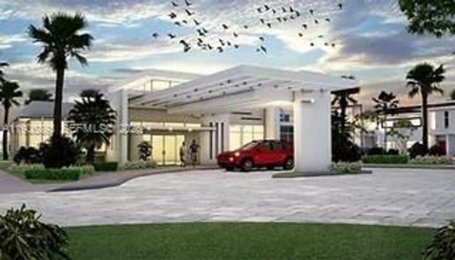 4500 NW 8th Place, Plantation, FL 33317