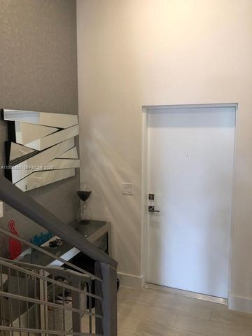 4500 NW 8th Place, Plantation, FL 33317