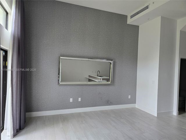 4500 NW 8th Place, Plantation, FL 33317