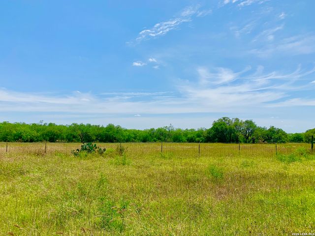 1152 A County Road 227, Falls City, TX 78113