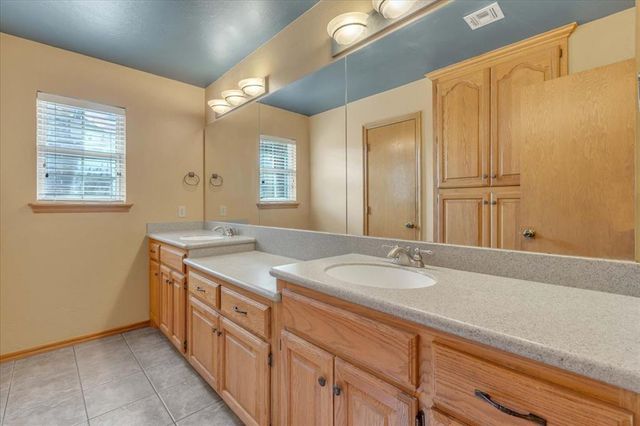 4421 N Easy Street, Oklahoma City, OK 73150