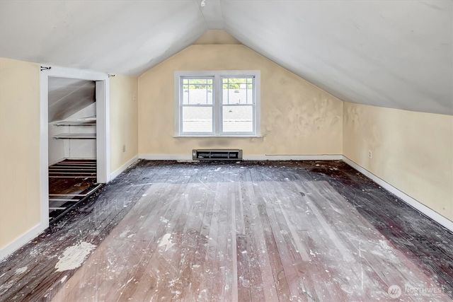 1918 N 115th Street, Seattle, WA 98133