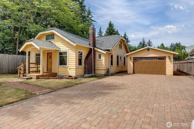 1918 N 115th Street, Seattle, WA 98133