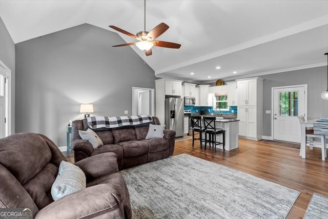 18 Gala Drive NE, Rome, GA 30165