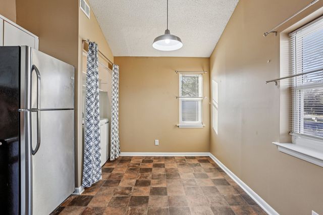 4614 Woodside Dr, Old Hickory, TN 37138