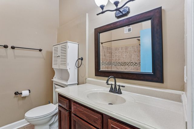 4614 Woodside Dr, Old Hickory, TN 37138