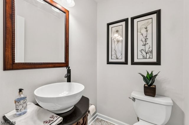 954 Iron Bridge Rd, Bethlehem Twp., NJ 08802