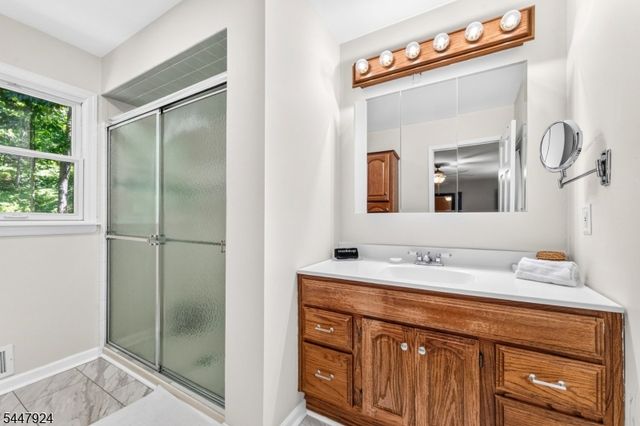 954 Iron Bridge Rd, Bethlehem Twp., NJ 08802