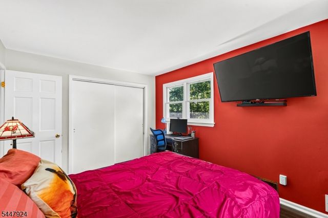 954 Iron Bridge Rd, Bethlehem Twp., NJ 08802