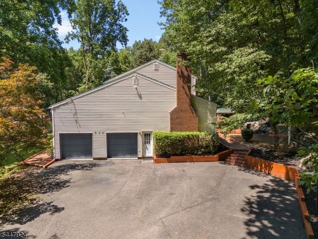 954 Iron Bridge Rd, Bethlehem Twp., NJ 08802