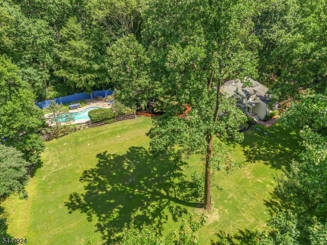 954 Iron Bridge Rd, Bethlehem Twp., NJ 08802