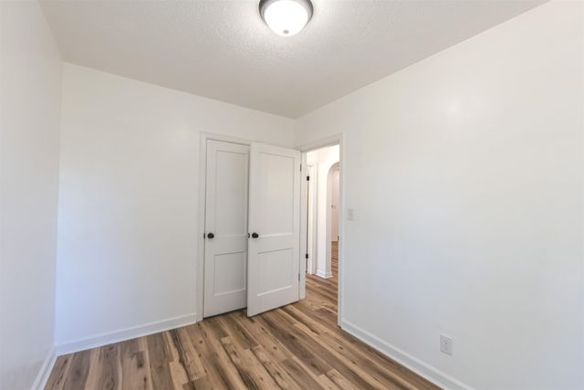 144 Colorado, Wichita, KS 67209
